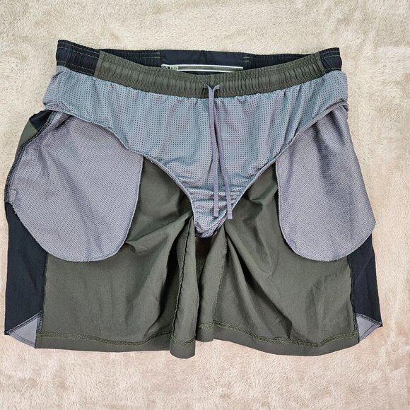 Under Armour heatgear Shorts Loose Fit Green Black Back Zipped Pocket Mens Sz XL - Picture 11 of 14
